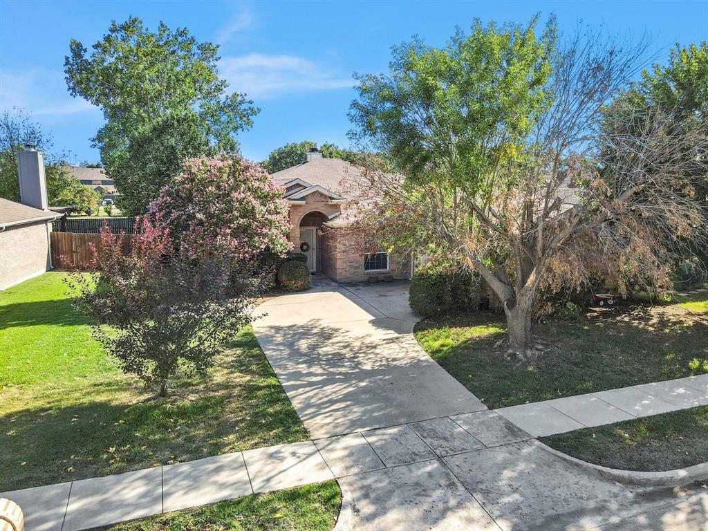 Property Photo:  201 Tripp Trail  TX 76207 