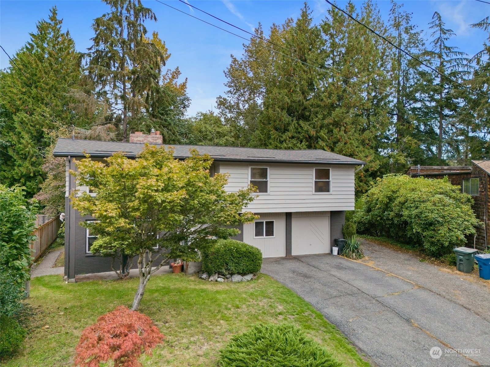 Property Photo: 7811 185th Place SW WA 98026