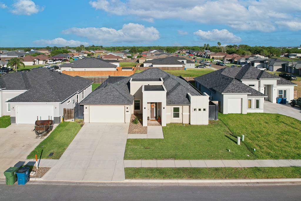 9508 Romano Palm  Los Fresnos TX 78566 photo