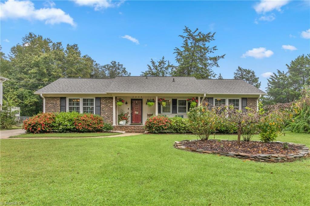 Property Photo:  3004 Wellingford Drive  NC 27265 