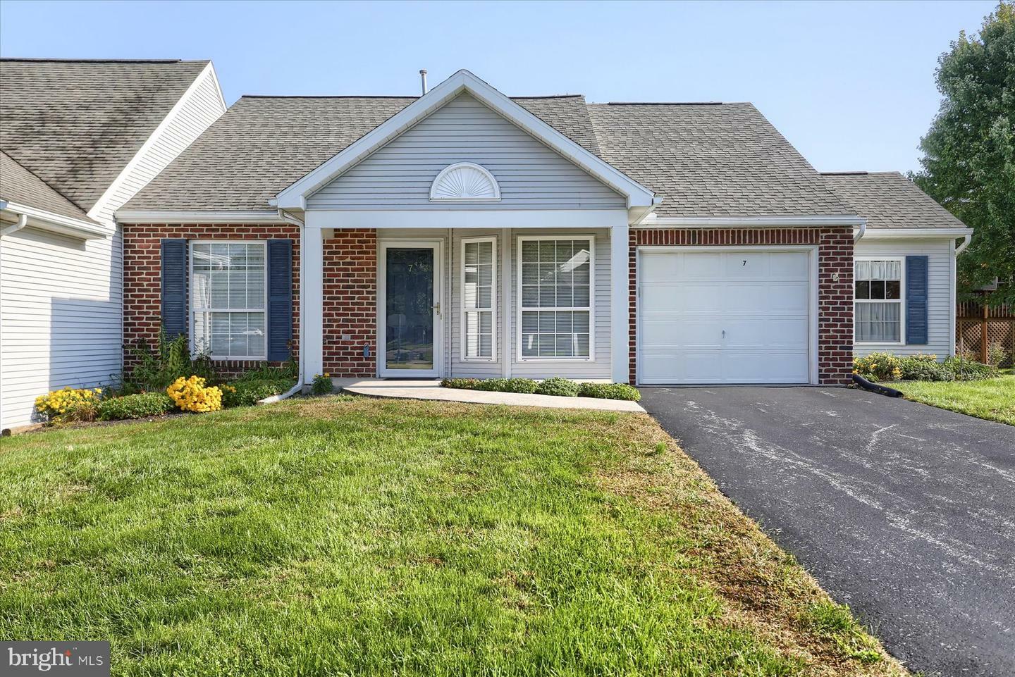 Property Photo:  7 Briarly Drive  PA 17015 