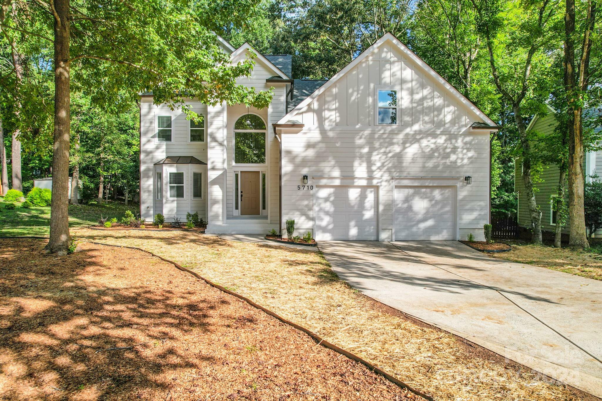 Property Photo:  5710 Stream Ridge Drive  NC 28269 