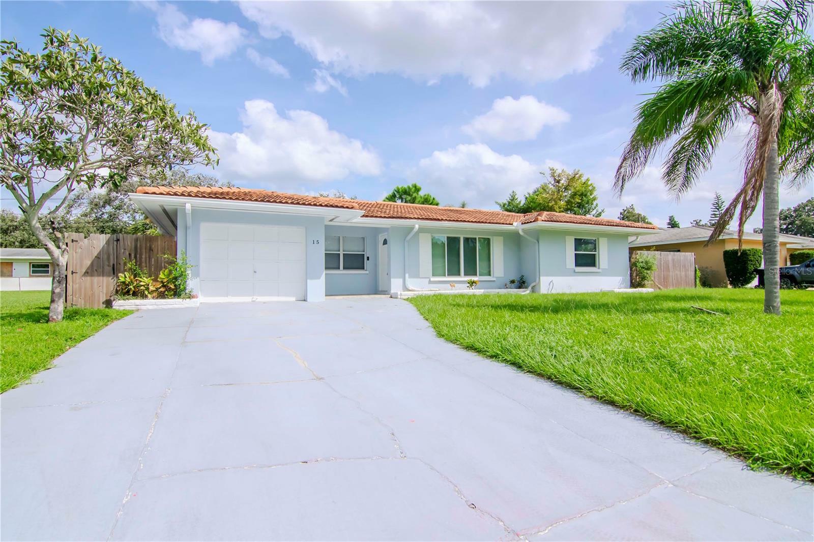 Property Photo: 15 S Mercury Avenue FL 33765