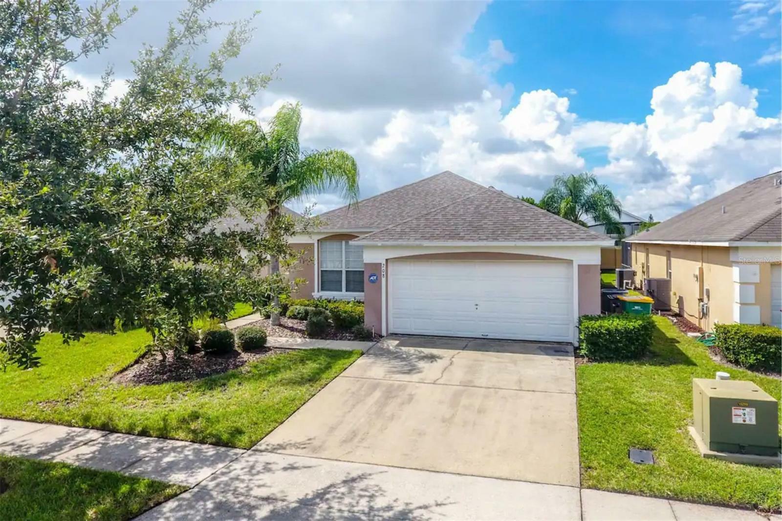 208 Hideaway Beach Lane  Kissimmee FL 34746 photo