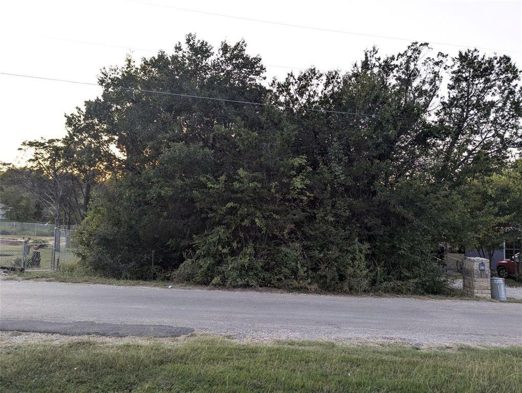 914 Indian Creek Drive  Granbury TX 76048 photo