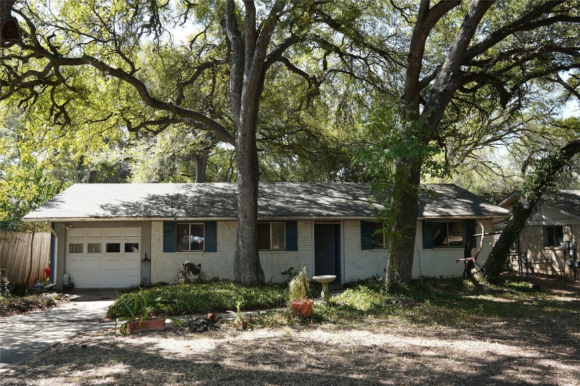 Property Photo:  4932 Manchester Circle  TX 78745 