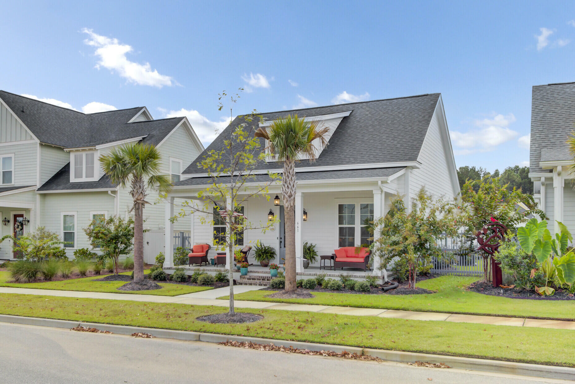 Property Photo:  661 Blueway Avenue  SC 29486 