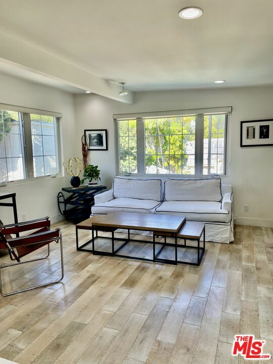 Property Photo:  9002   Lloyd Pl  CA 90069 