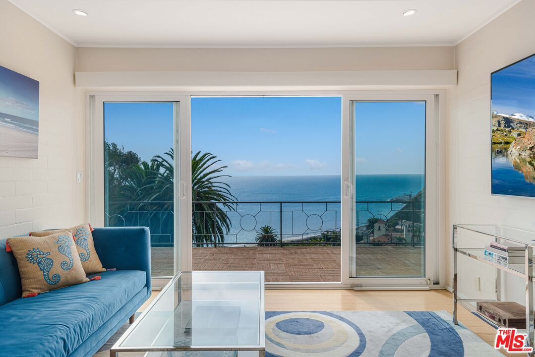 Property Photo:  315  N Las Casas Ave  CA 90272 