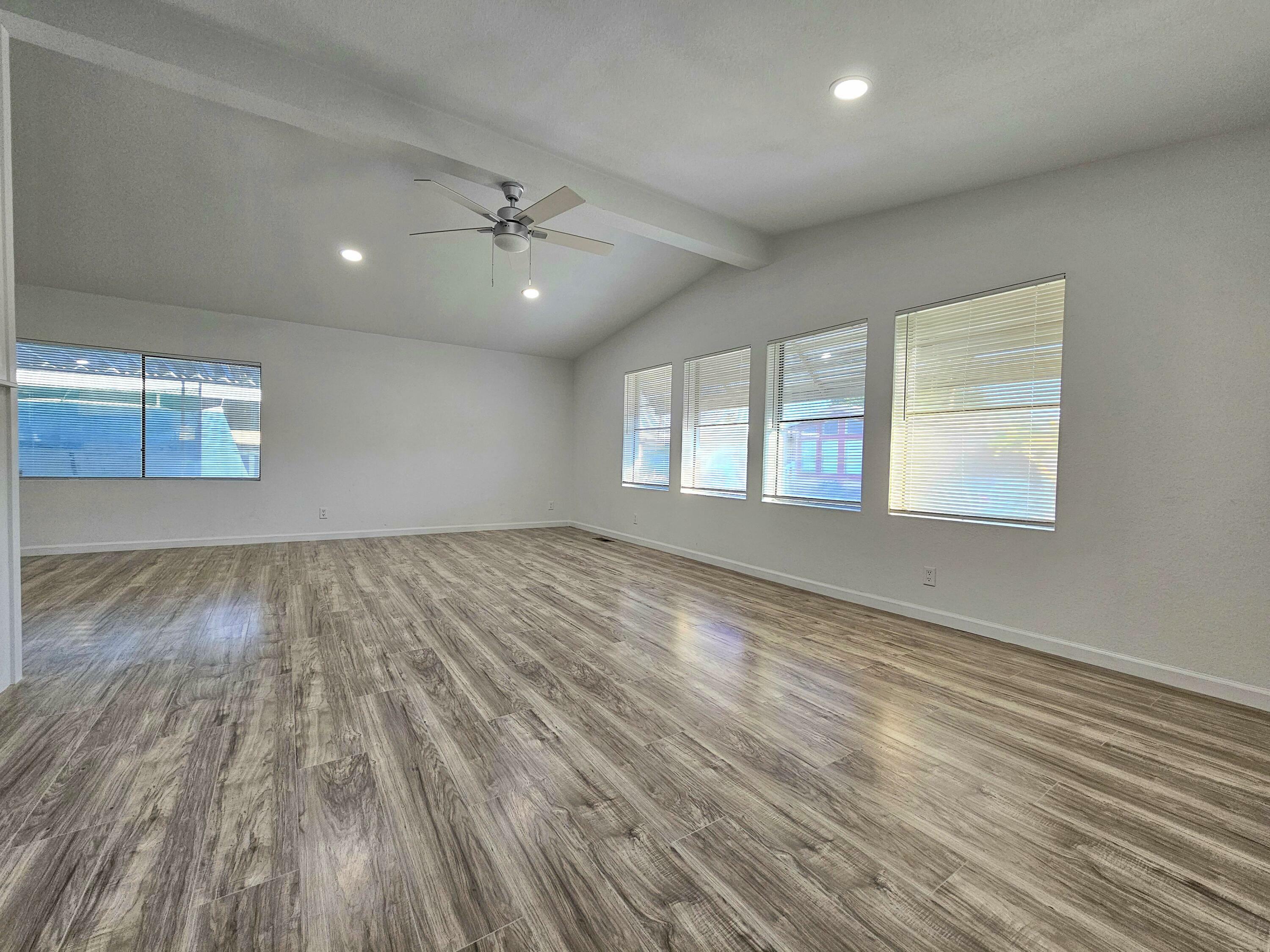 Property Photo:  46618 Madison Street 105  CA 92201 