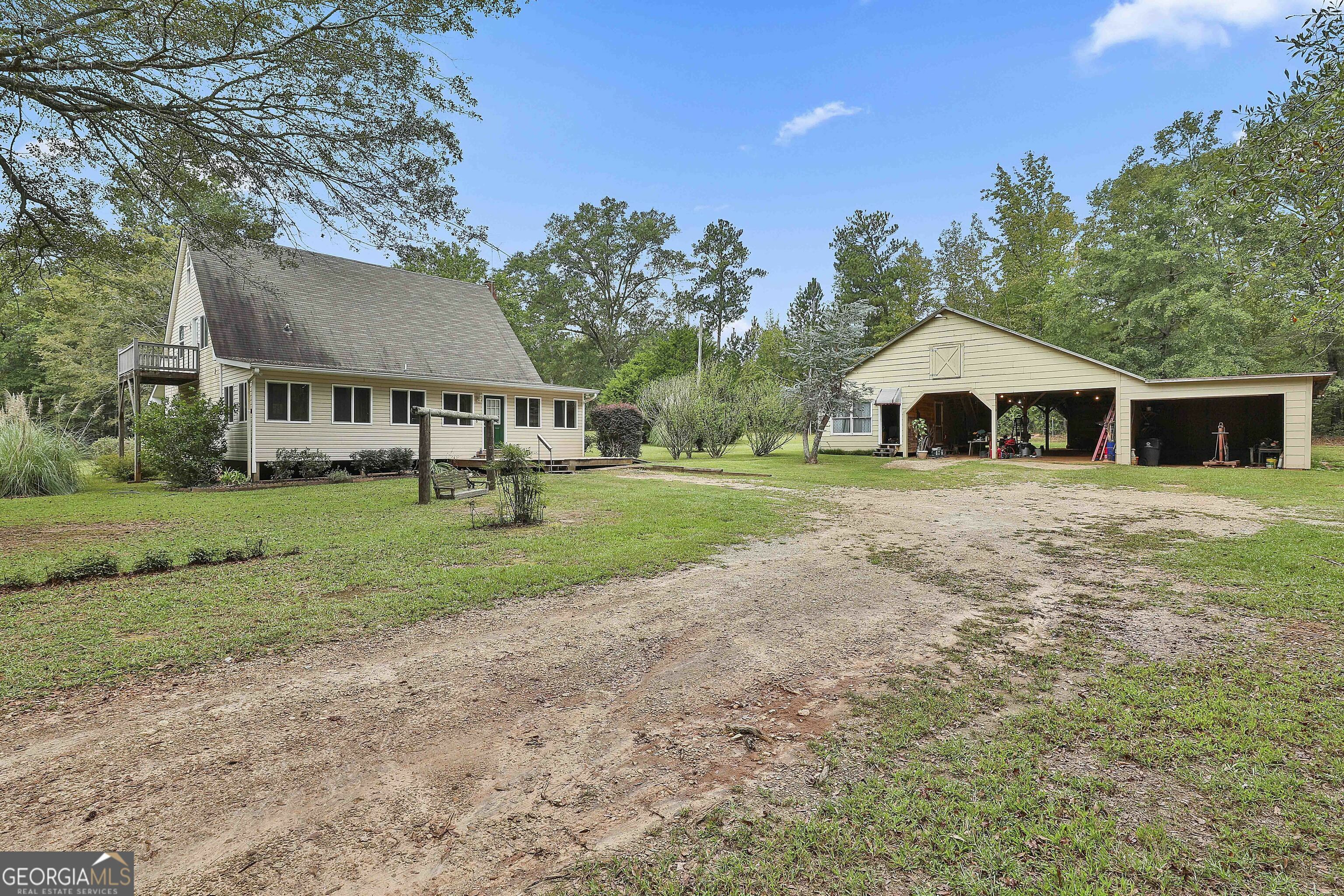 Property Photo:  225 Glen Echo Drive  GA 30233 