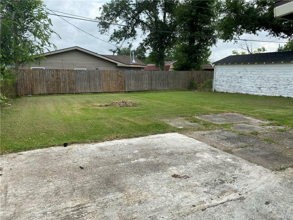 Property Photo:  2417 11th Street  LA 70601 