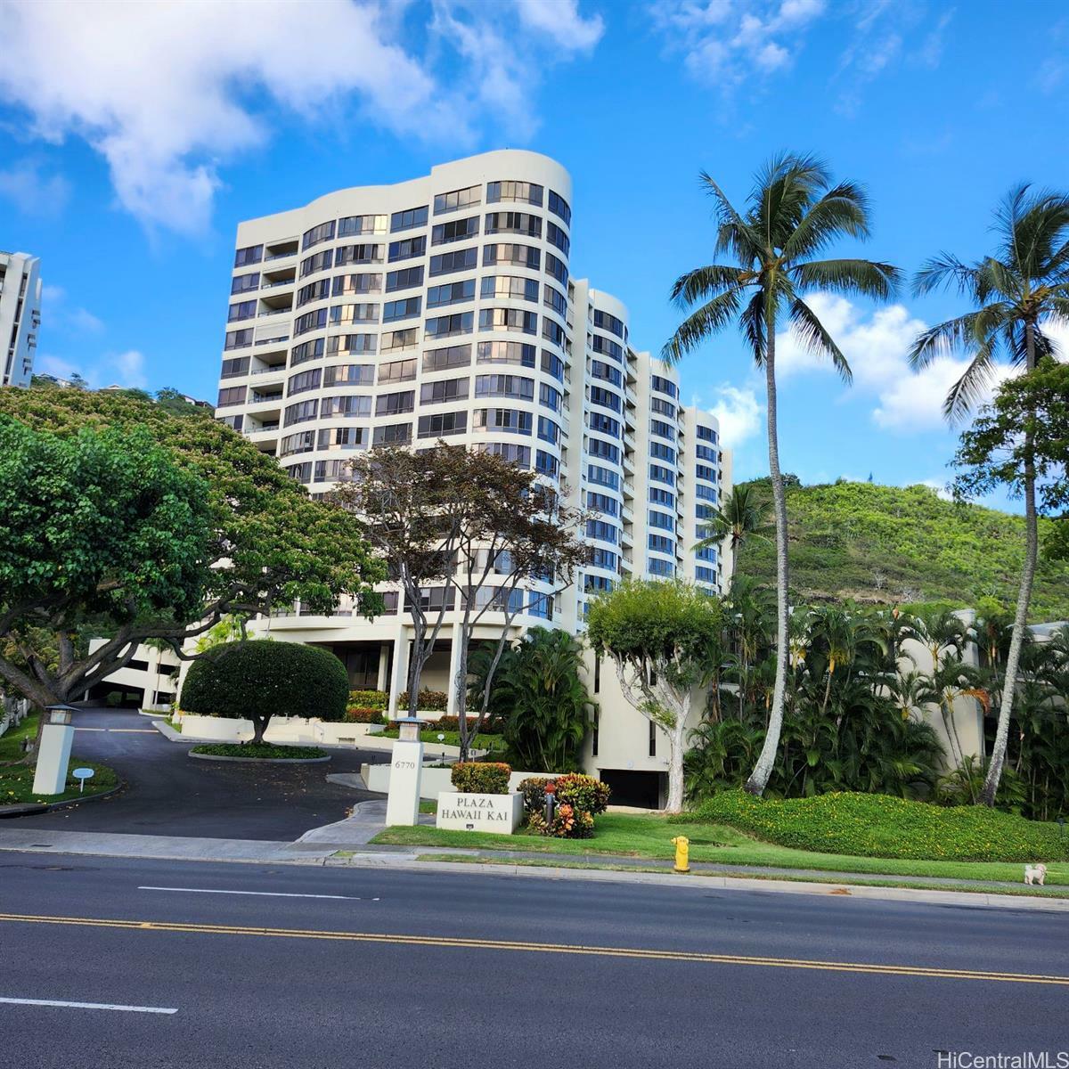 6770 Hawaii Kai Drive 1002  Honolulu HI 96825 photo