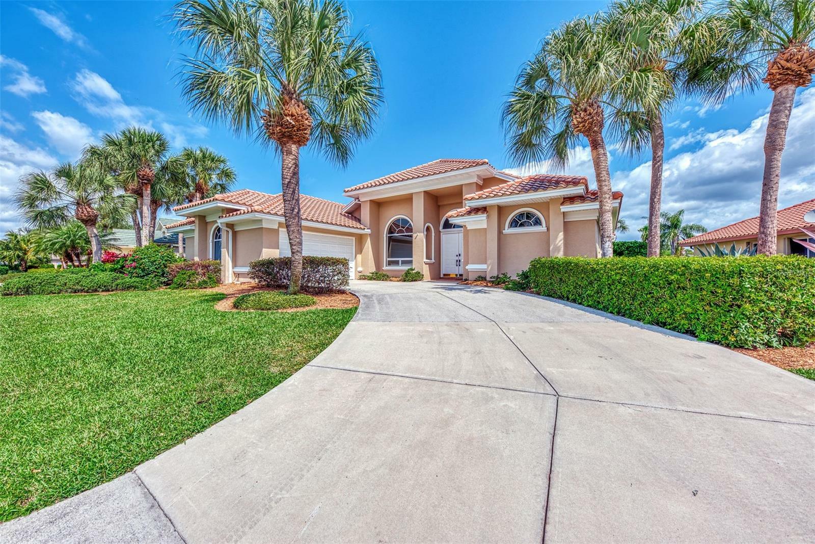 Property Photo:  13770 Palmetto Point Court  FL 33953 