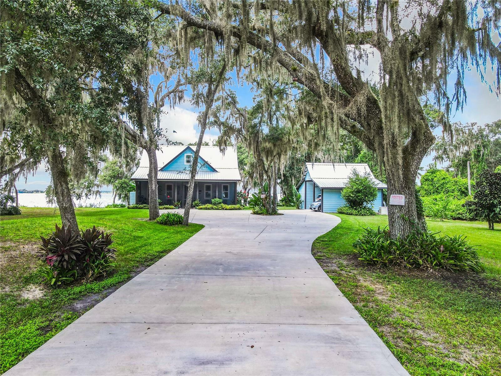 Property Photo: 1863 S Lake Reedy Boulevard FL 33843