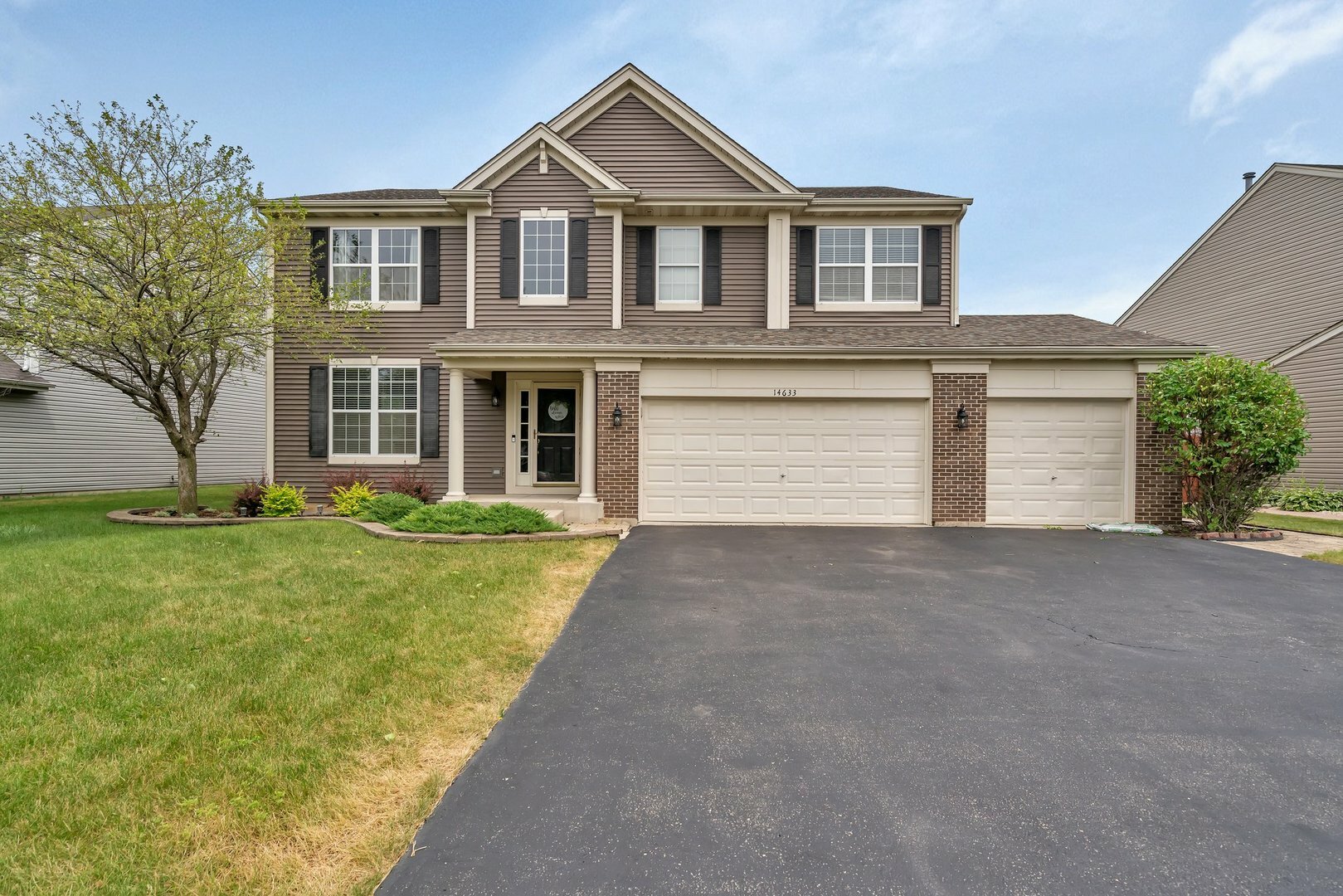 Property Photo:  14633 Meadow Lane  IL 60544 