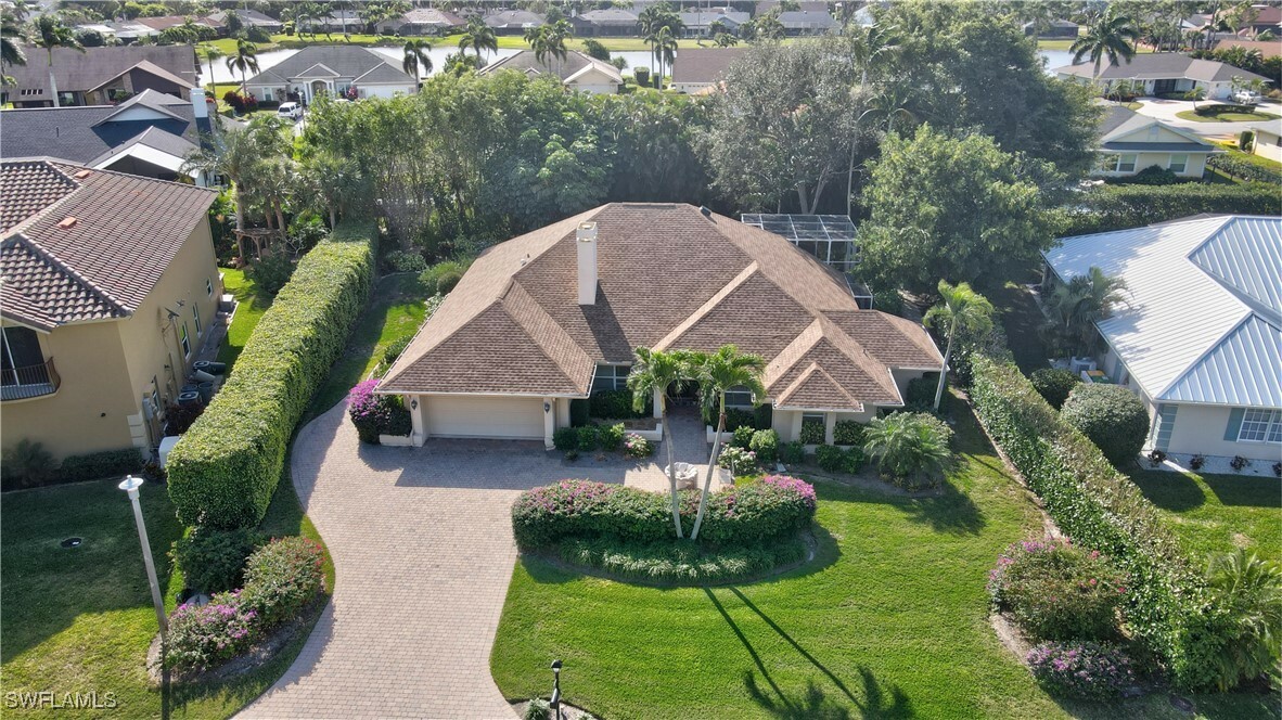 Property Photo:  2266 Royal Lane  FL 34112 