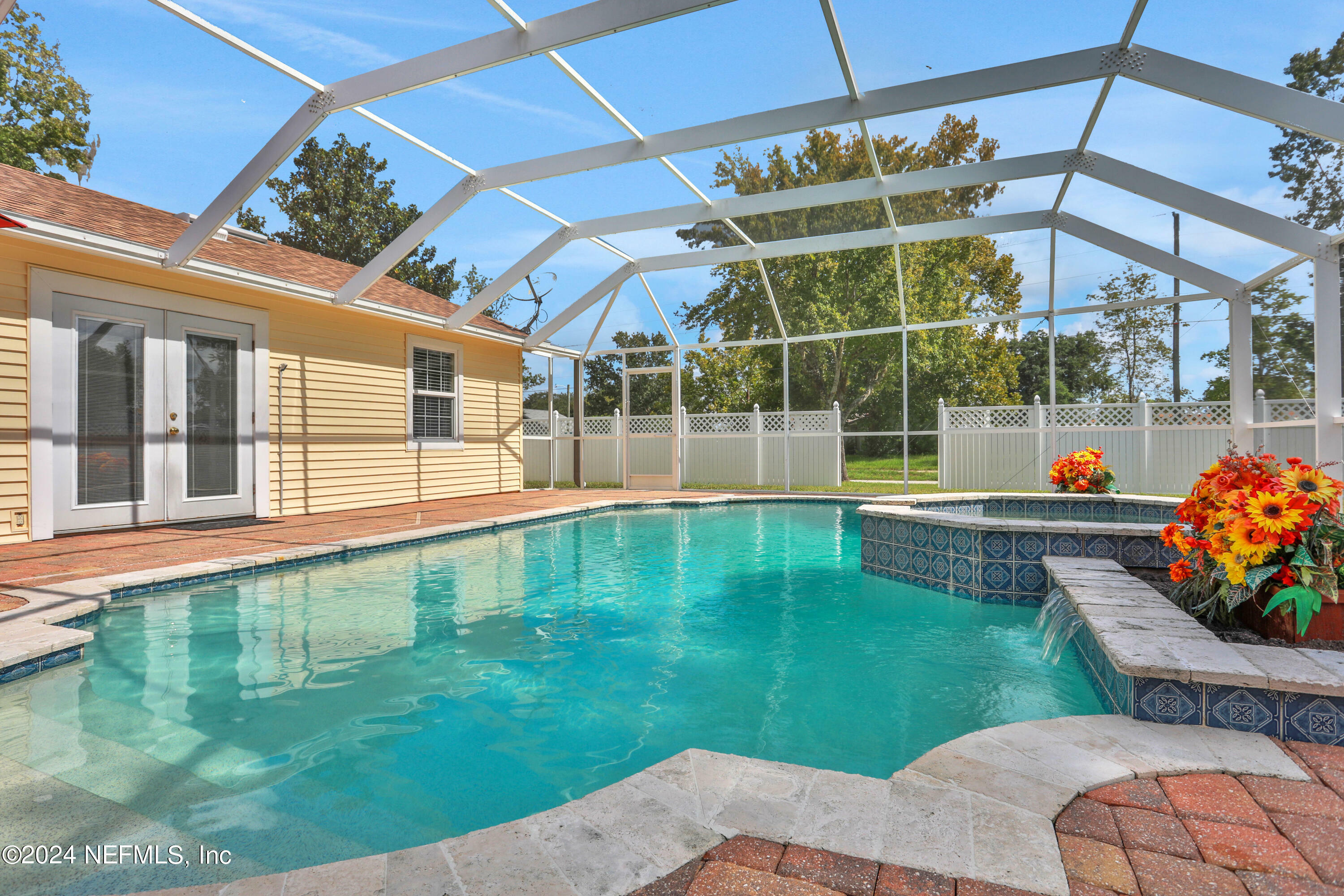 Property Photo:  605 Thomas McKeen Street  FL 32073 