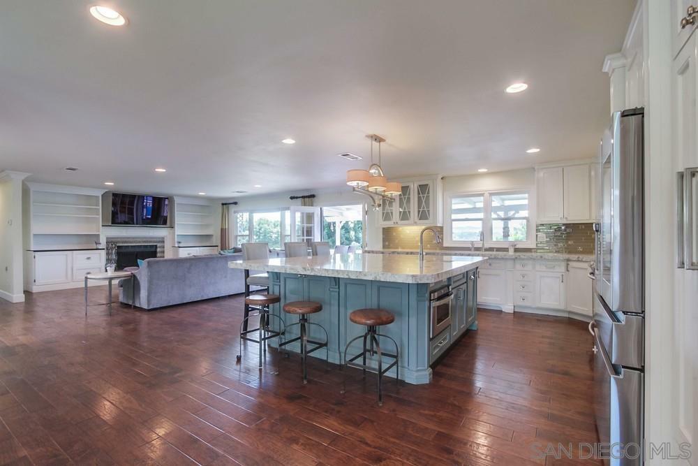 Property Photo:  3045 Mary Ln  CA 92025 