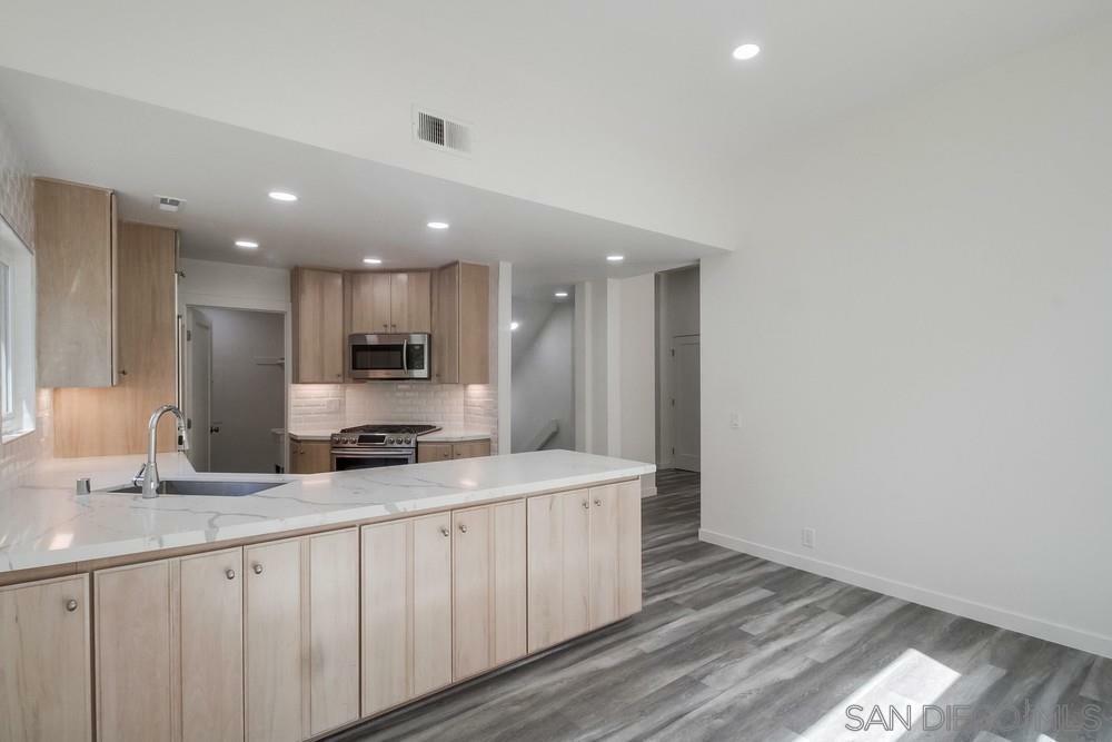 Property Photo:  4843 Valdina Way  CA 92124 