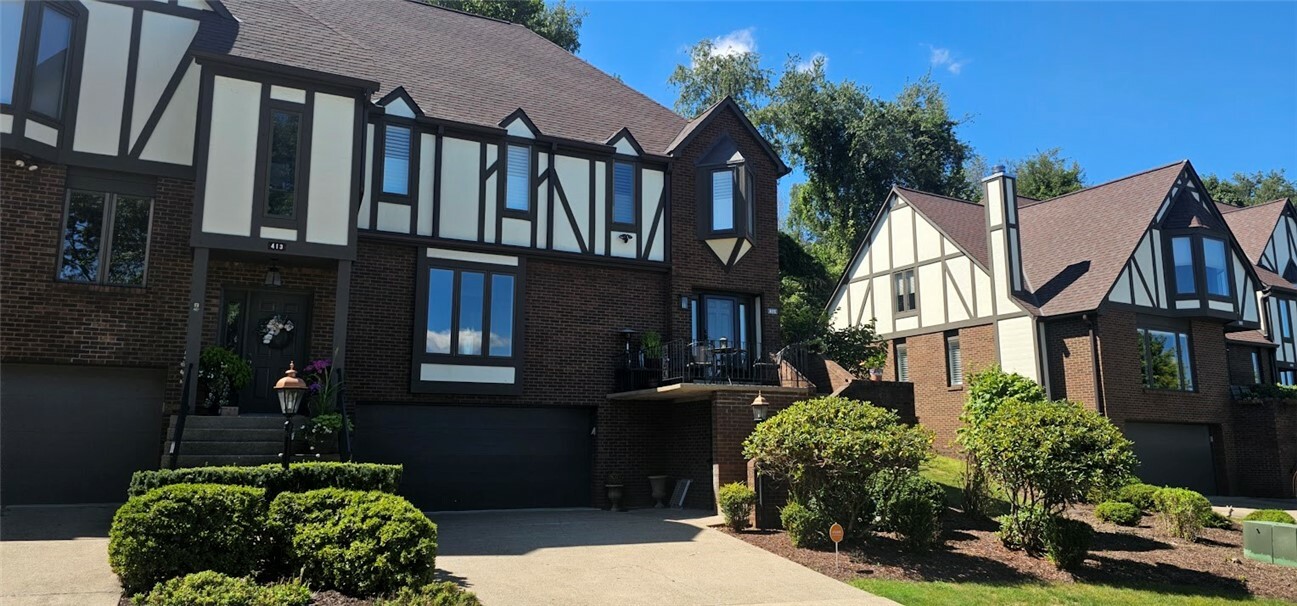 Property Photo:  415 Forest Highland Drive  PA 15238 