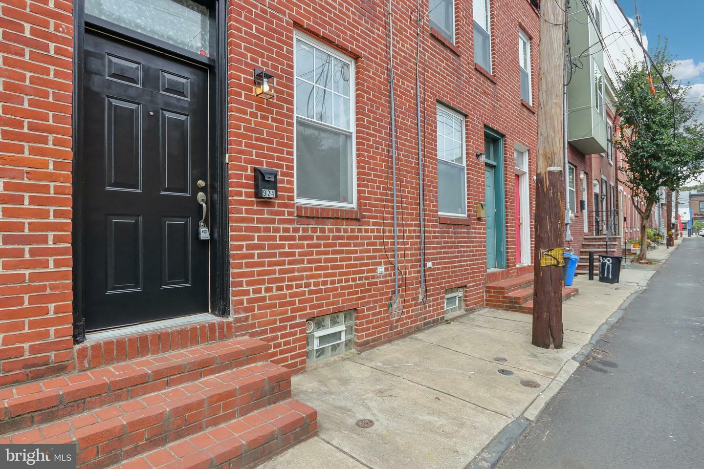 Property Photo:  924 N Bambrey Street  PA 19130 