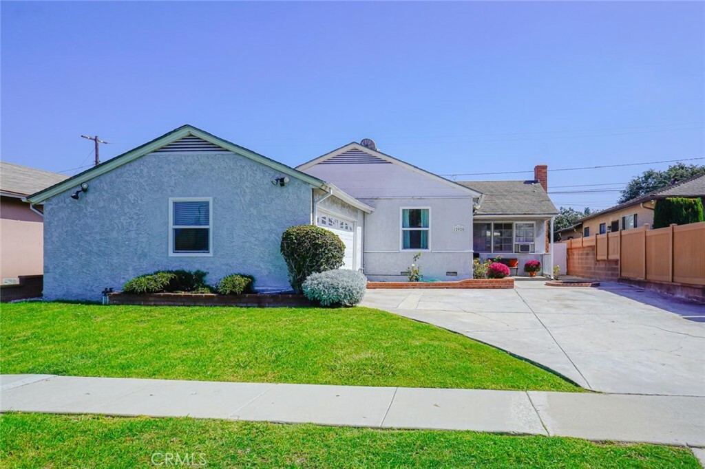 Property Photo:  12920 Ardath Avenue  CA 90249 