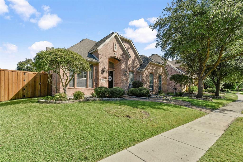 Property Photo:  4017 New Hope Court  TX 75024 