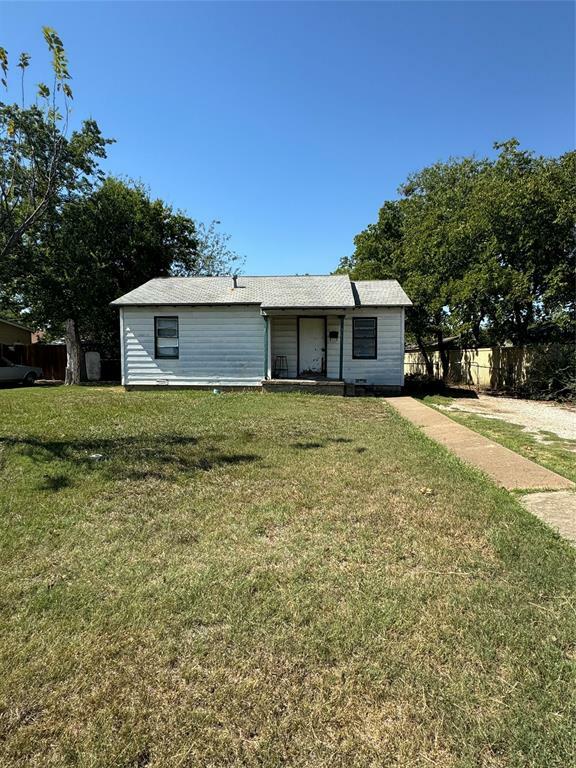 Property Photo:  507 35th Street  TX 75050 