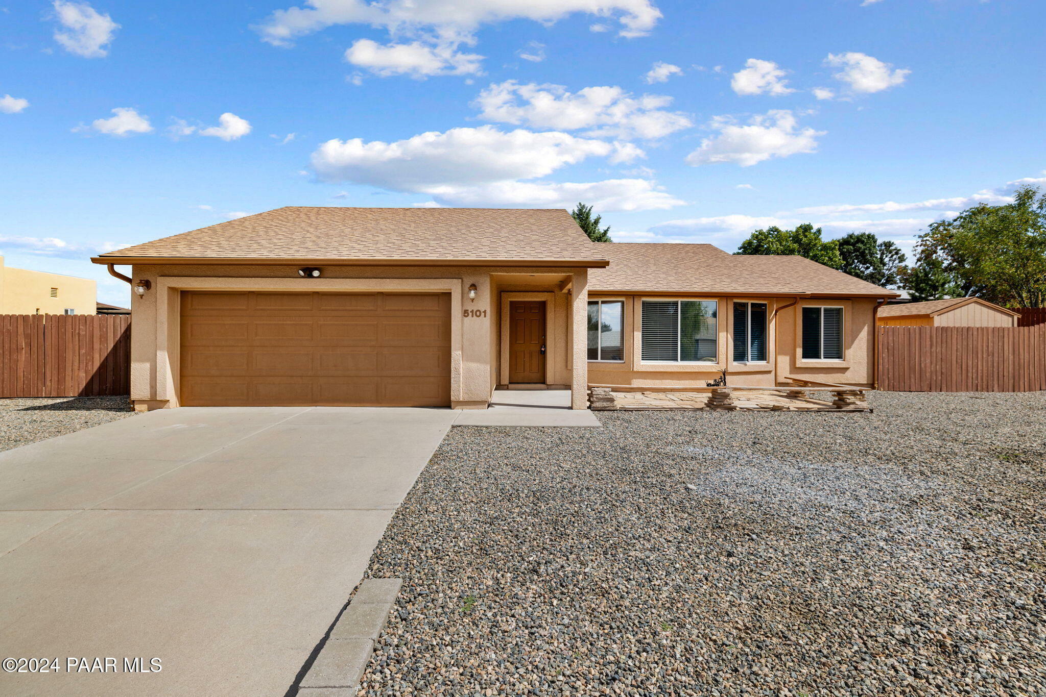 Property Photo:  5101 N Desert Lane  AZ 86314 