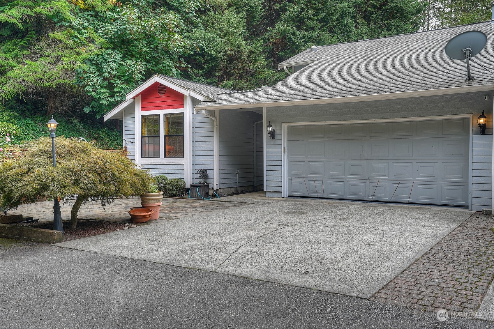 Property Photo:  3915 47th Street NW 2  WA 98335 