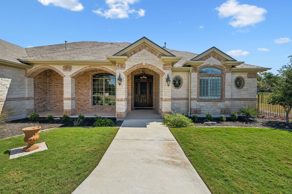 Property Photo:  112 Shady Elm  TX 78633 