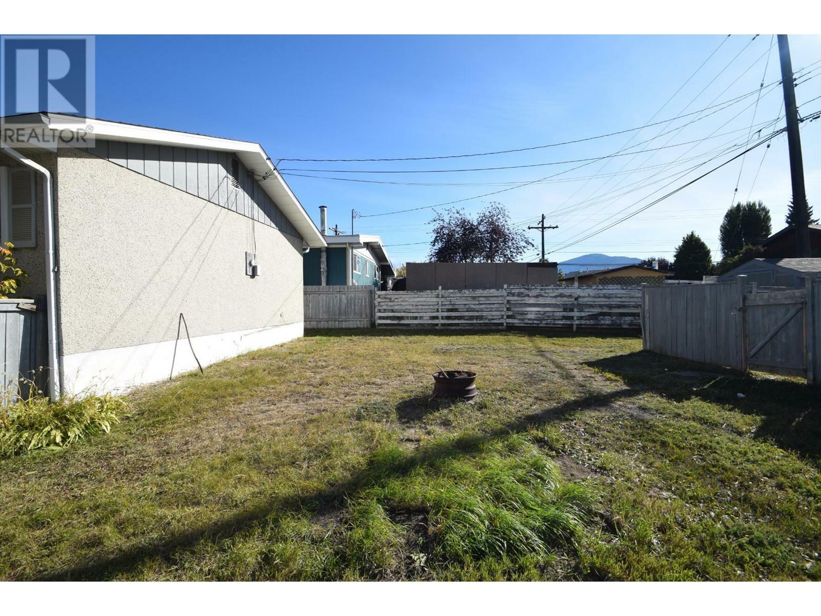 Property Photo:  301 11th  S Street  BC V1C 1V1 