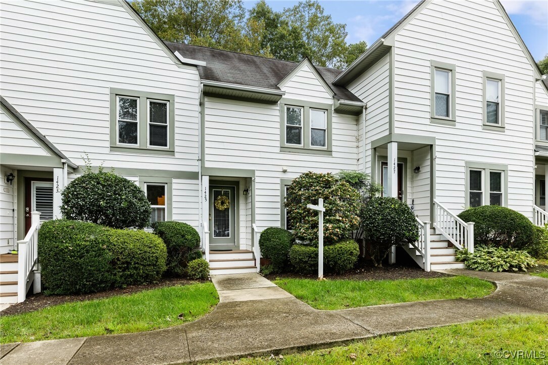 Property Photo:  1425 Groton Court  VA 23114 