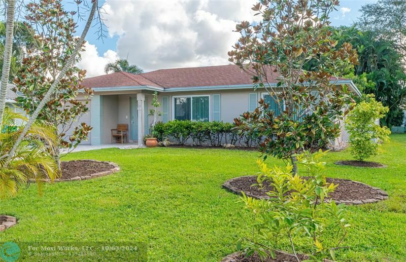 Property Photo:  8204 NW 106th Ave  FL 33321 