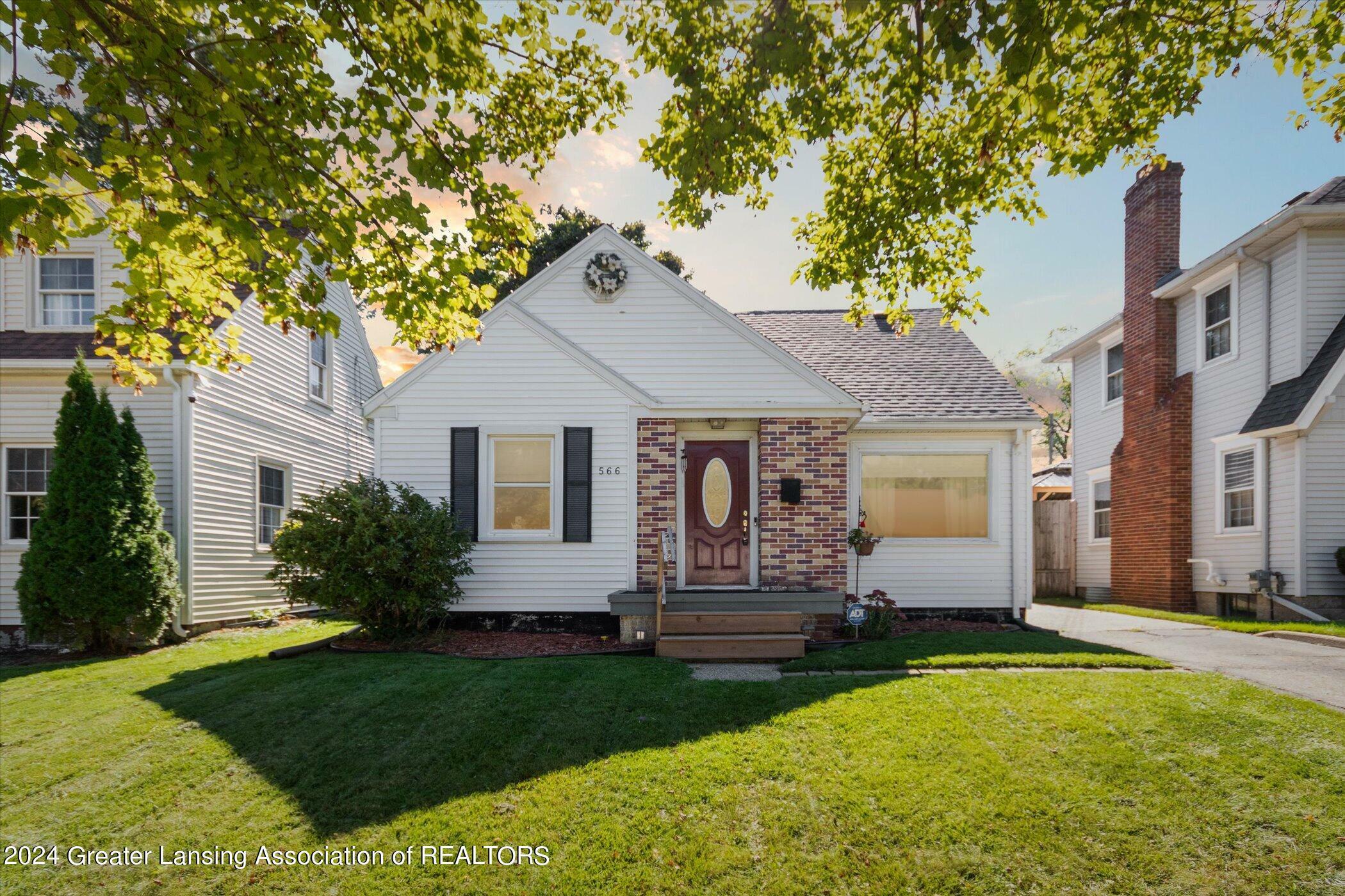 566 Riley Street  Lansing MI 48910 photo