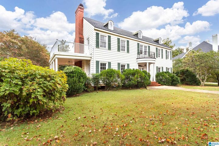 Property Photo: 305 South Street AL 35160