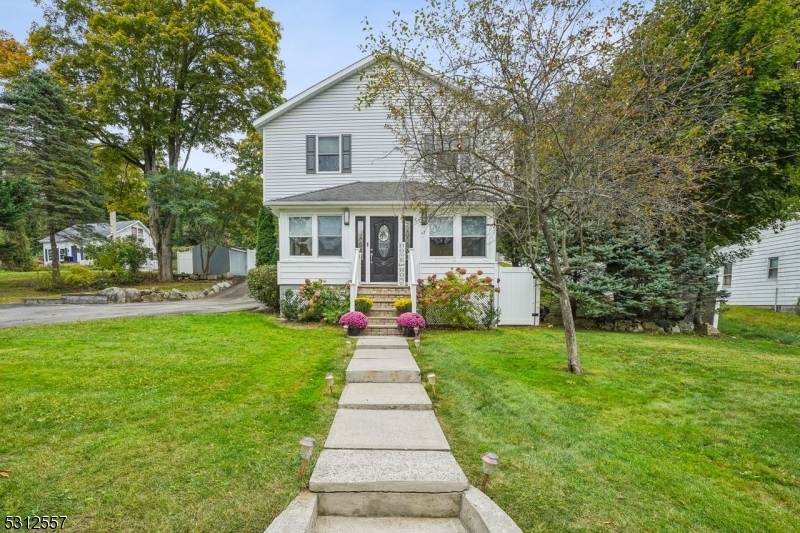 Property Photo:  47 Homestead Rd  NJ 07849 