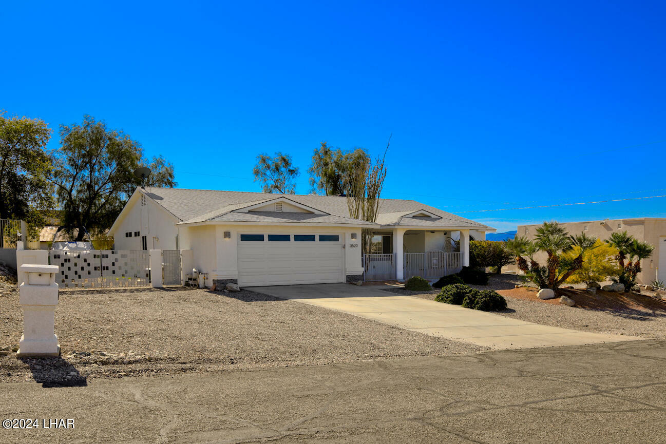 Property Photo:  3520 Vega Dr  AZ 86404 