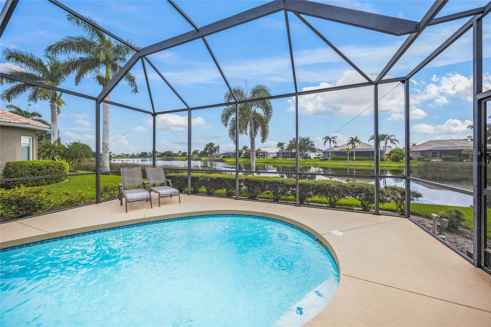 Property Photo:  2995 Bravura Lake Drive  FL 34240 