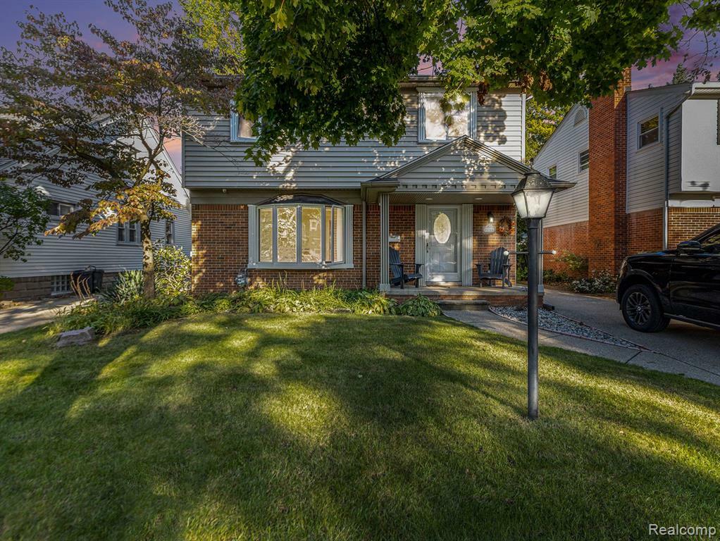 Property Photo:  1746 N Mildred Street  MI 48128 1239 