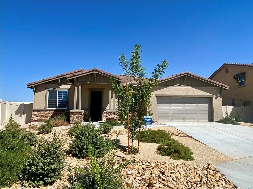 Property Photo: 3577 Adobe Drive CA 93550