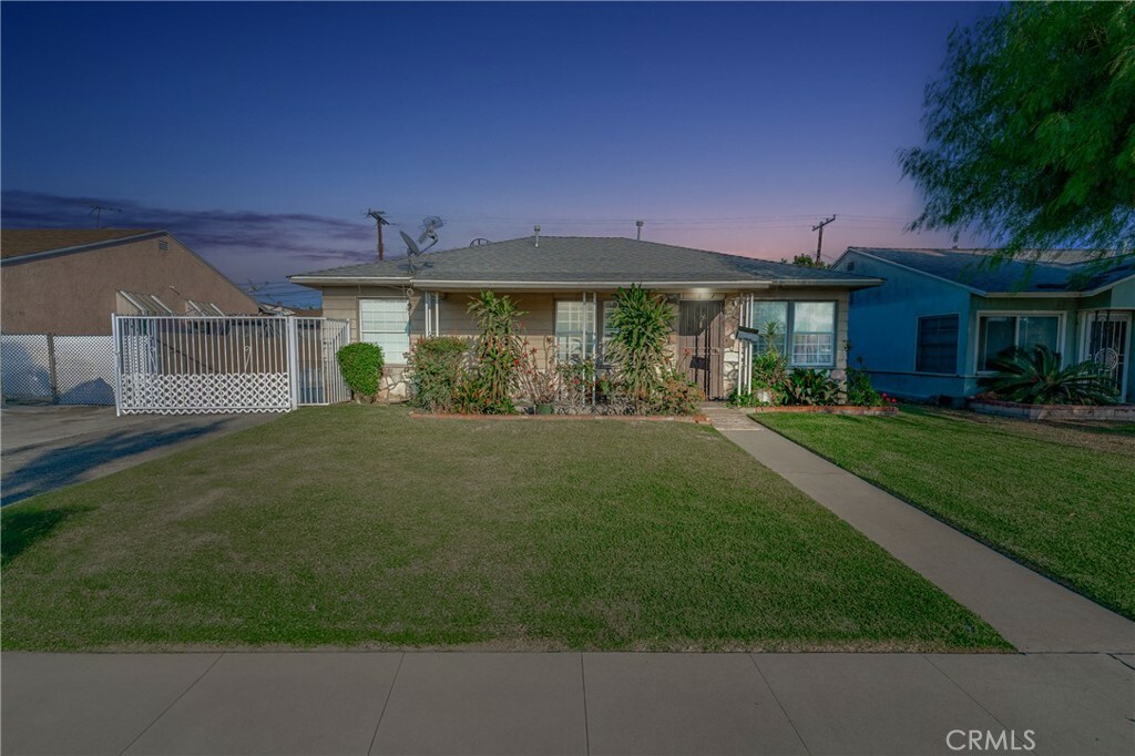Property Photo: 11012 Arlee Avenue CA 90650