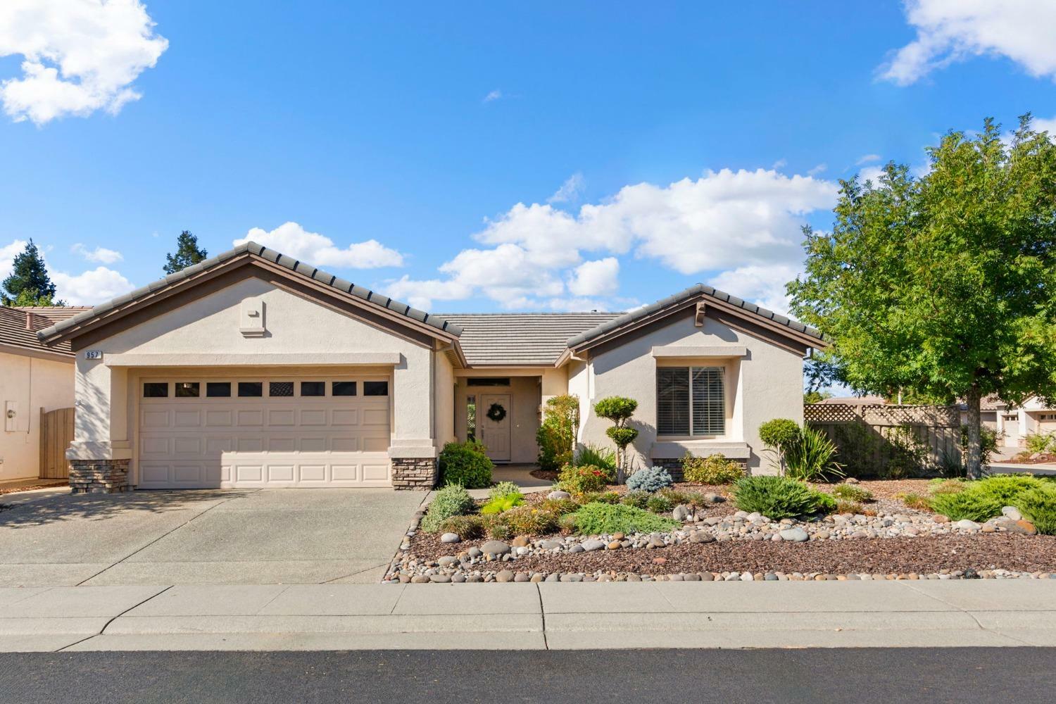 Property Photo:  957 Gold Nugget Circle  CA 95648 