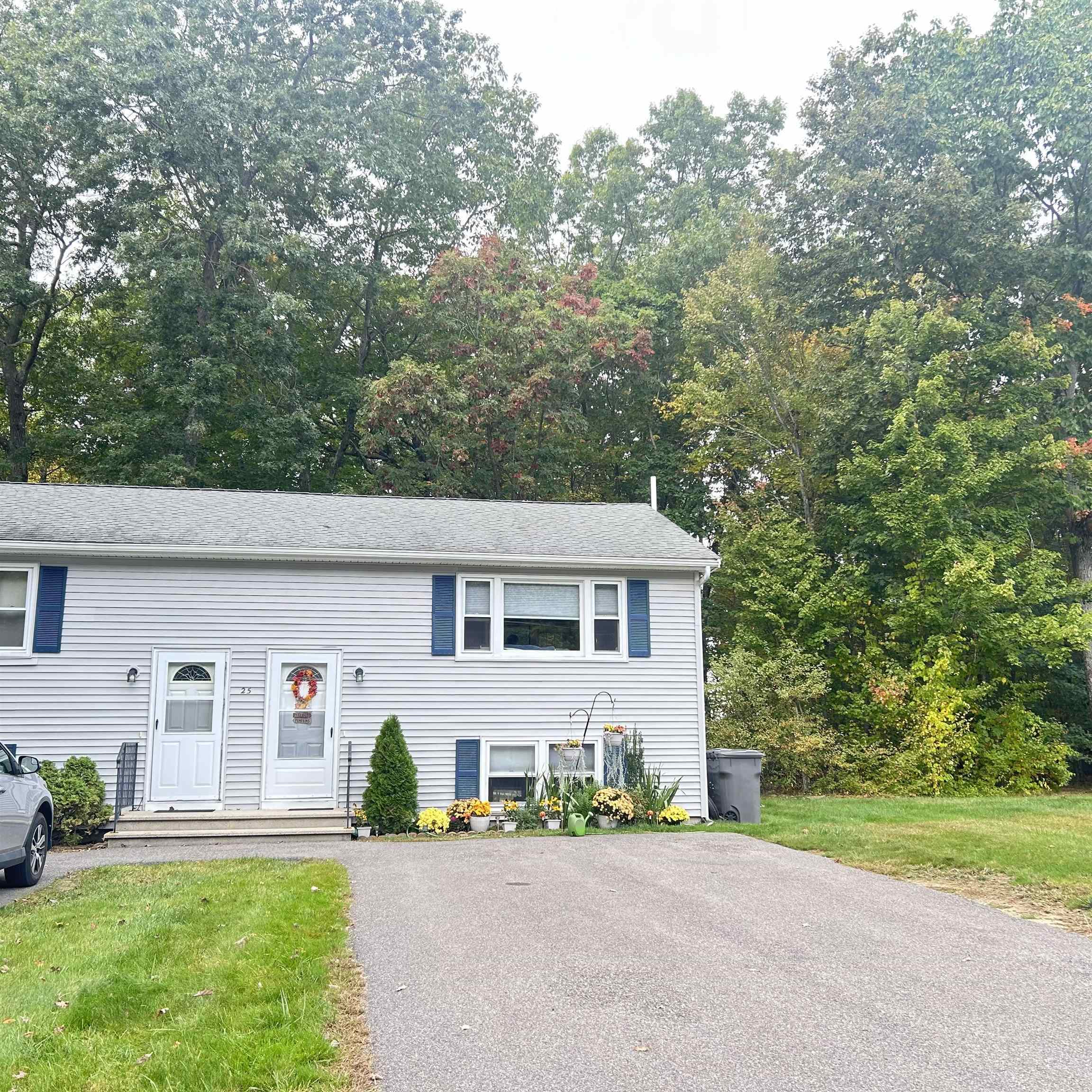 Property Photo:  25 R Derryfield Road  NH 03087 