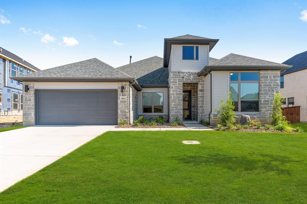 Property Photo: 4813 Long Pond Trail TX 76262