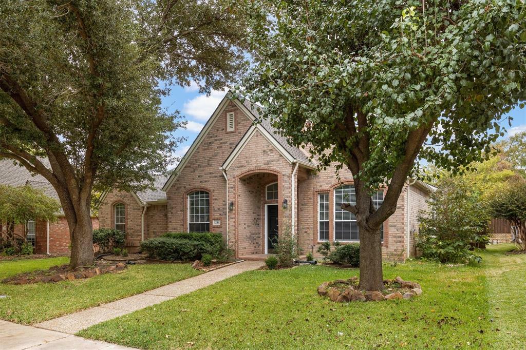 Property Photo:  1121 Belvedere Drive  TX 75013 