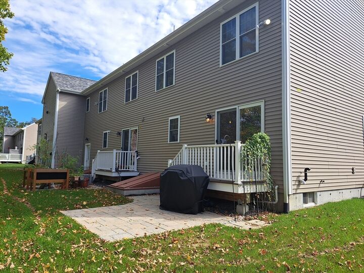 Property Photo:  140 N Walker St 515  MA 02780 