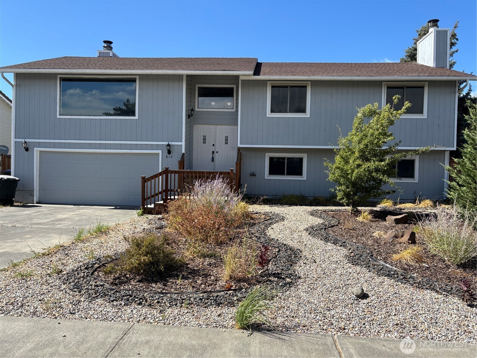 812 W Edgewater Lane  Moses Lake WA 98837 photo