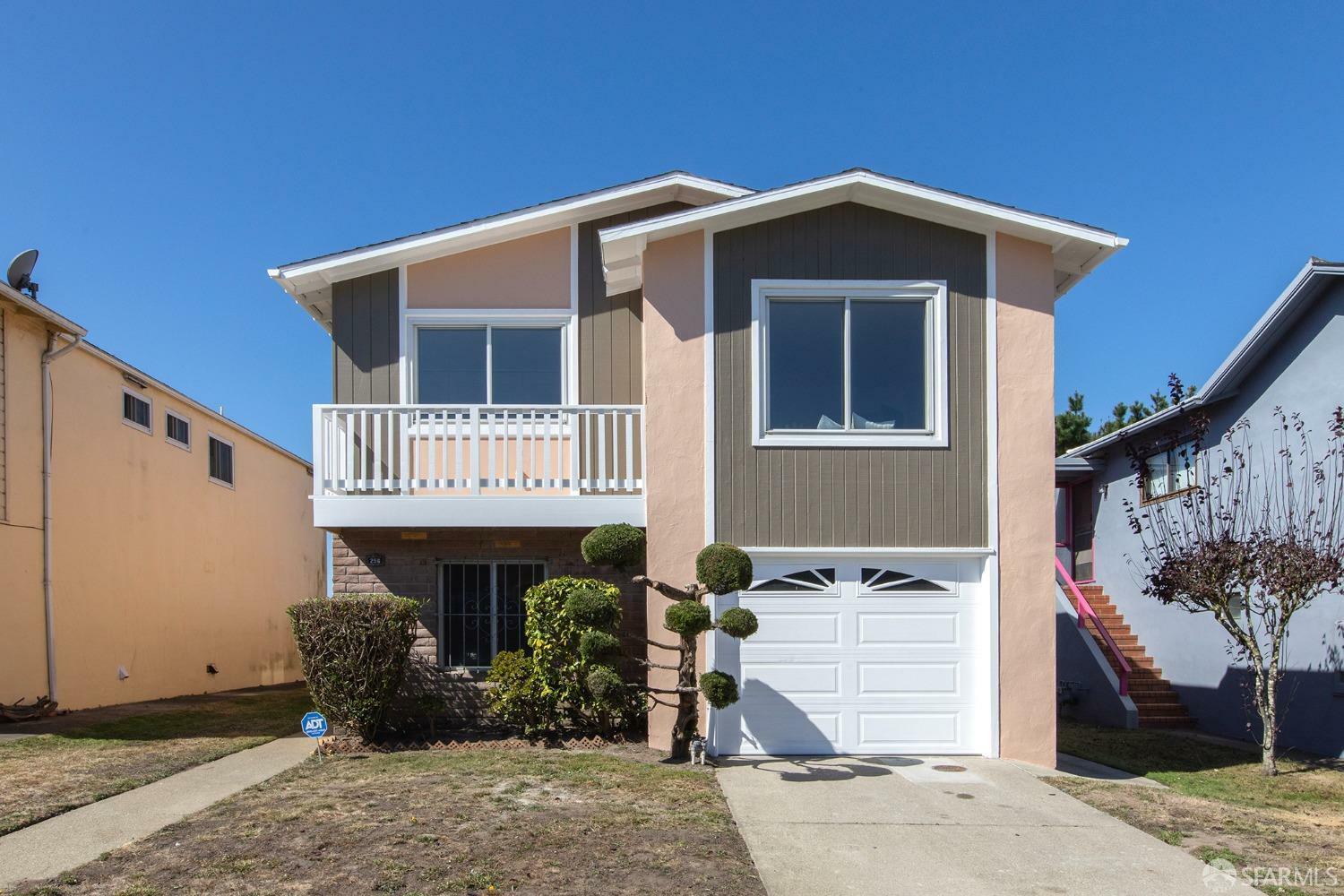 Property Photo:  256 Edgewood Drive  CA 94044 